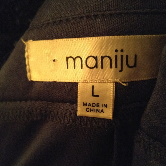 Gorgeous Navy Cocktail/Prom Dress - Picture 5 of 5